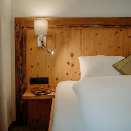 Wiederkehr فلاخاو