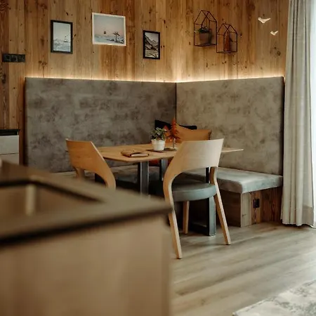 Wiederkehr * فلاخاو